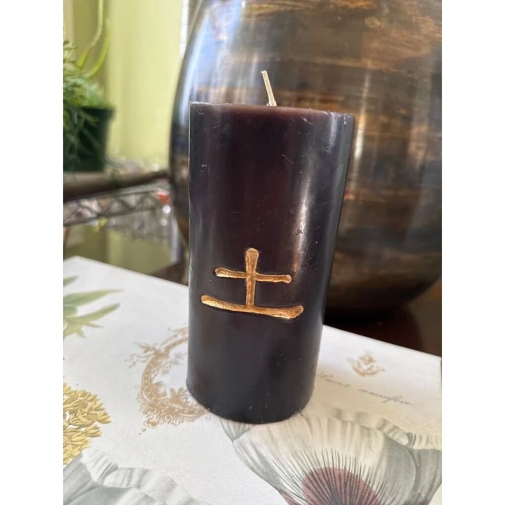 Black candle (Earth)